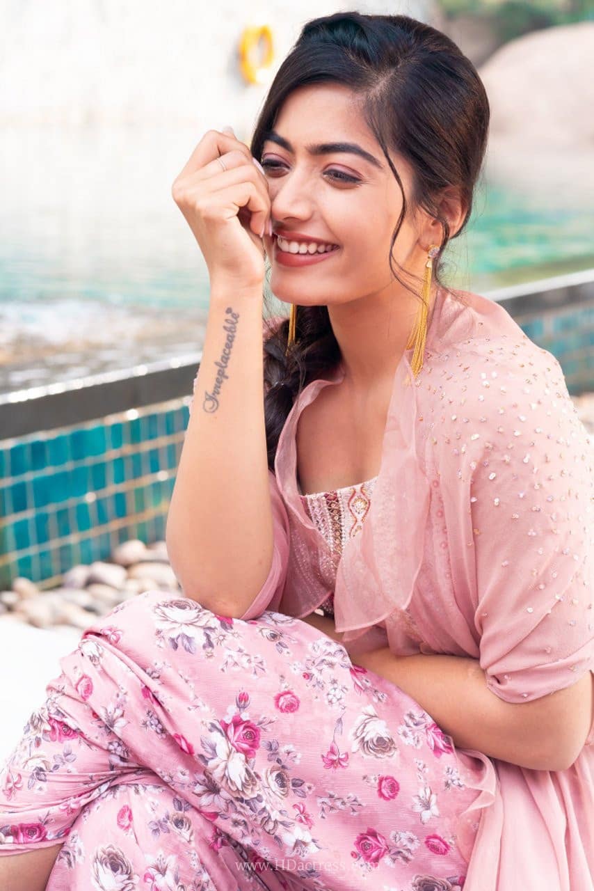 Telugu Actress Rashmika Mandanna Hot Photos