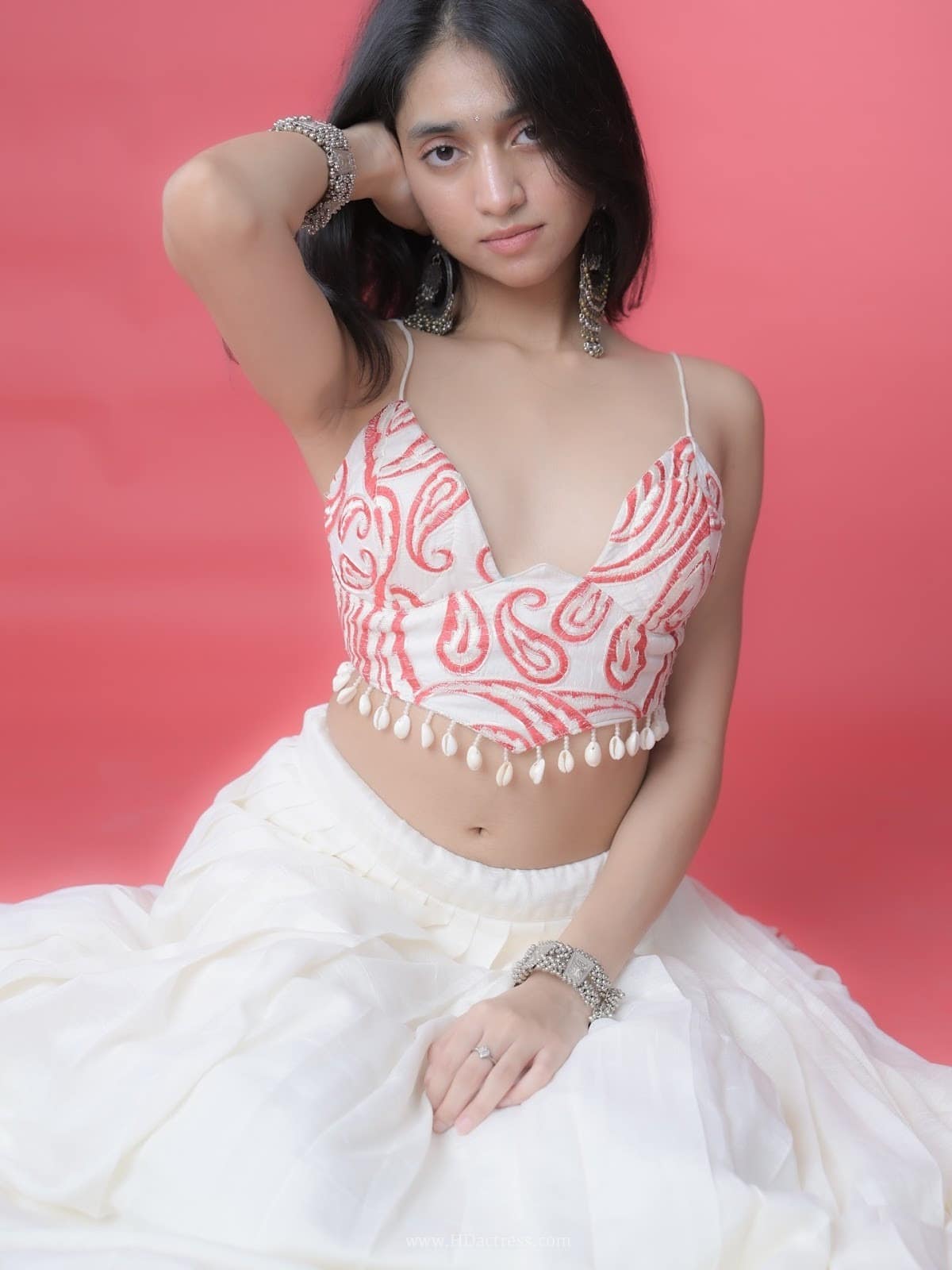 Karthik Mridhini in white strappy ethnic blouse Karthik Mridhini in white strappy ethnic blouse