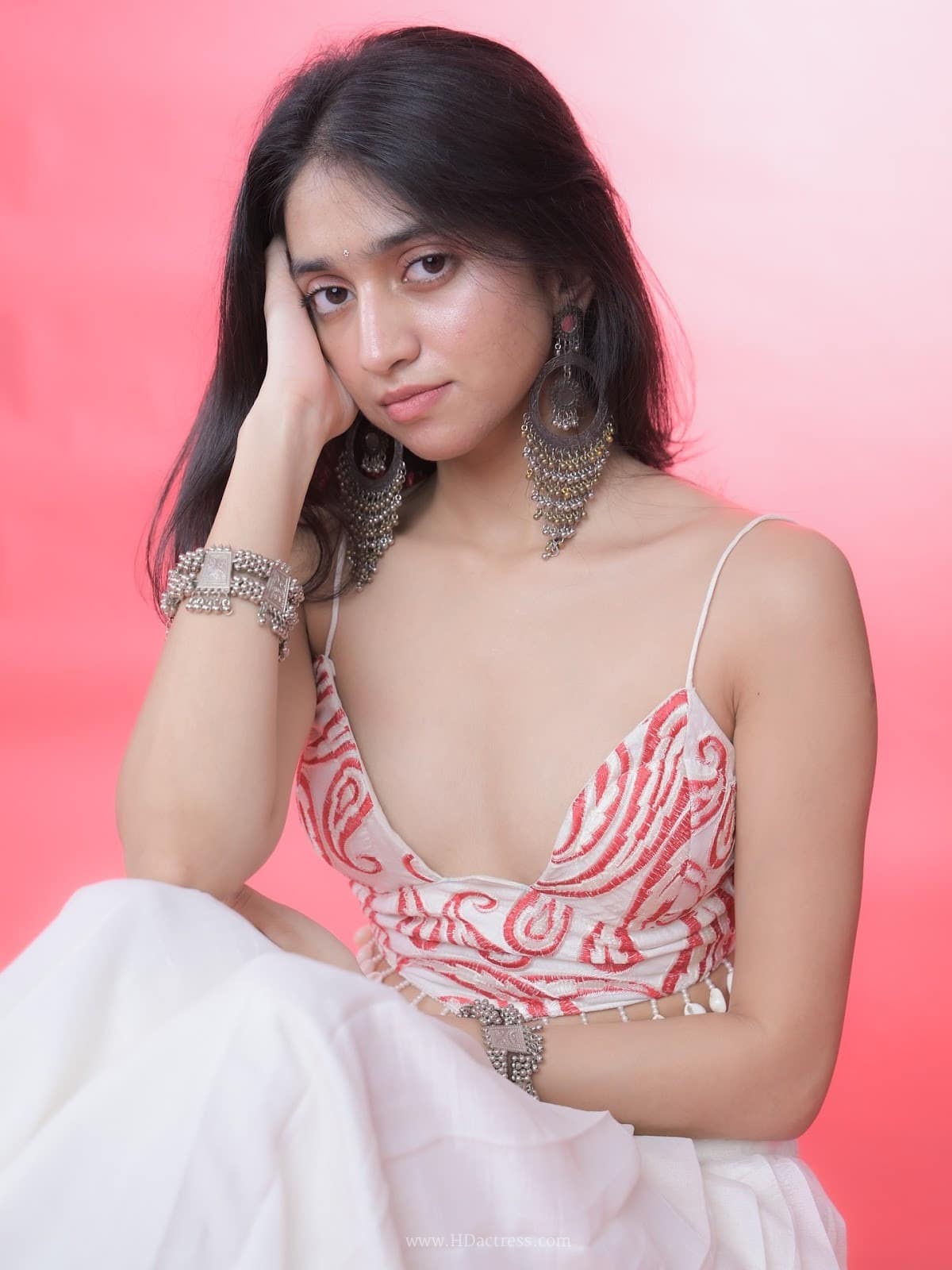 Karthik Mridhini in white strappy ethnic blouse Karthik Mridhini in white strappy ethnic blouse