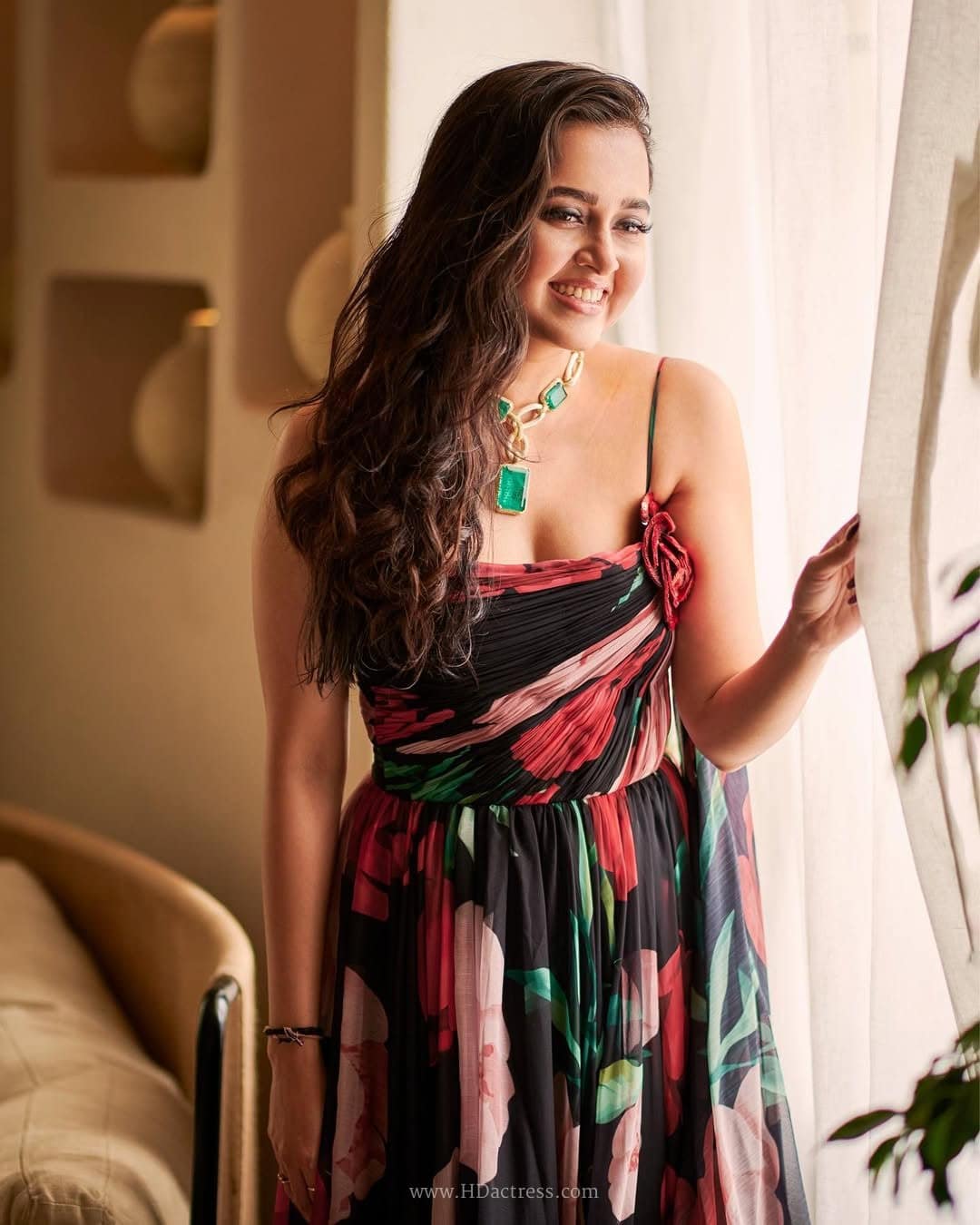 Hot Damn! Tejasswi Prakash Sets Internet Ablaze in Sultry Deep Neck Maxi Dress