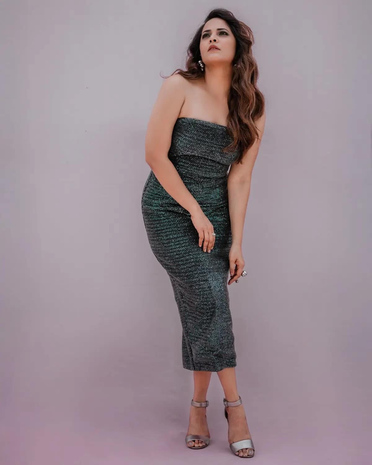 Anasuya Bharadwaj Wearing Green Sleeveless Gown | HDactress.com - Image 3 Anasuya Bharadwaj Wearing Green Sleeveless Gown | HDactress.com - Image 3