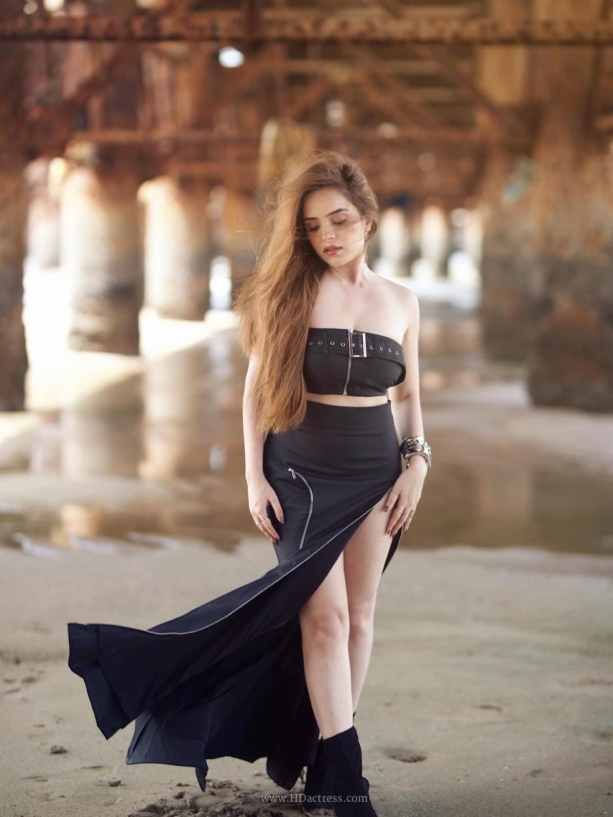Simran Dhanwani in black co-ord outfit Simran Dhanwani in black co-ord outfit