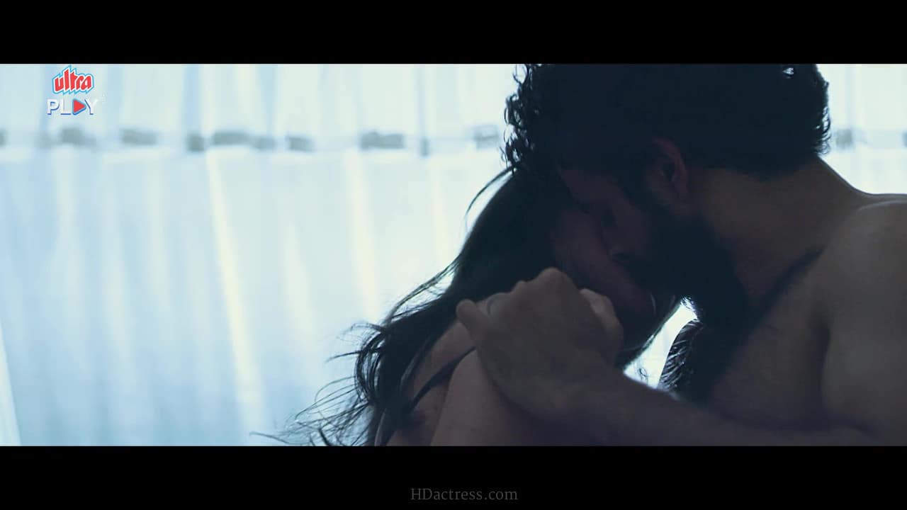 Swasika’s Bold Lip Kiss in Chathuram Goes Viral - Image 3 Swasika, Chathuram, Swasika lip kiss, Chathuram kiss scene, Malayalam movie scenes, Swasika hot scene, Swasika viral, bold Malayalam scenes, Swasika movie stills, Malayalam actress kiss, trending Malayalam videos, Malayalam cinema news