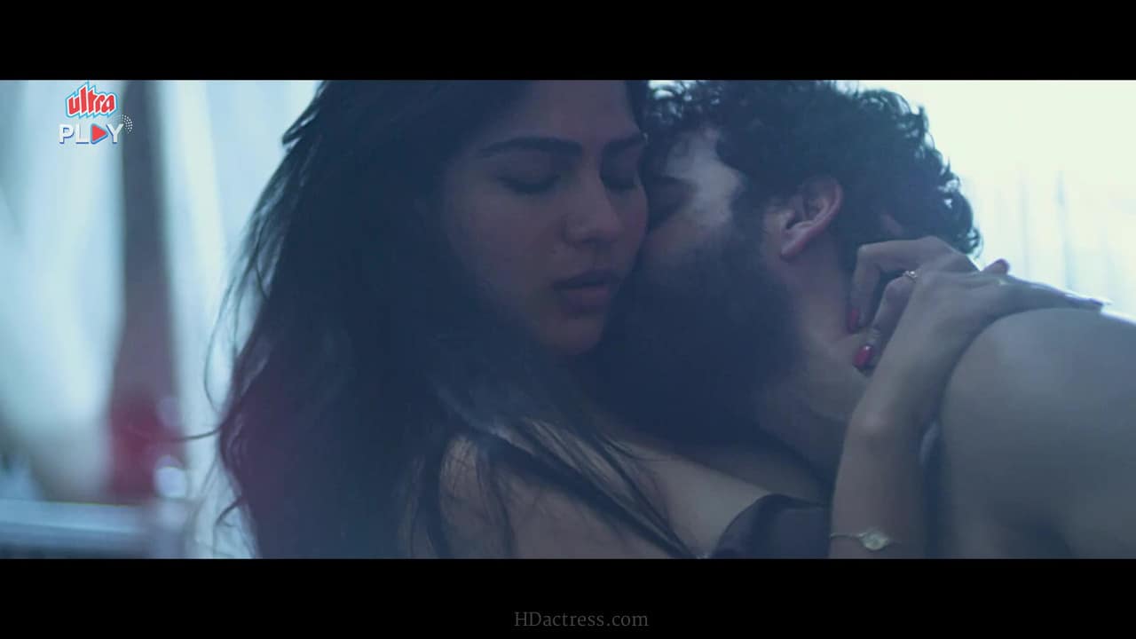 Swasika’s Bold Lip Kiss in Chathuram Goes Viral - Image 17 Swasika, Chathuram, Swasika lip kiss, Chathuram kiss scene, Malayalam movie scenes, Swasika hot scene, Swasika viral, bold Malayalam scenes, Swasika movie stills, Malayalam actress kiss, trending Malayalam videos, Malayalam cinema news