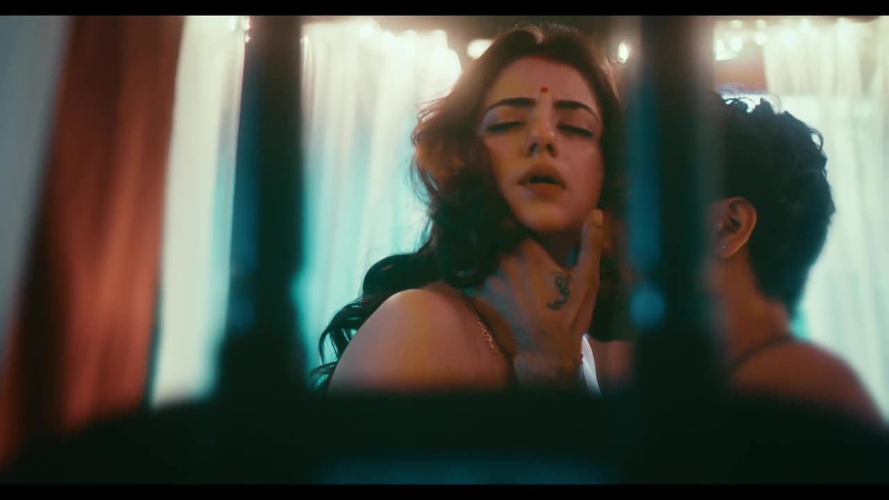 Dolly Chawla in Hasratein Web Series – Sensual Romance, Hot Chemistry & Viral Moments