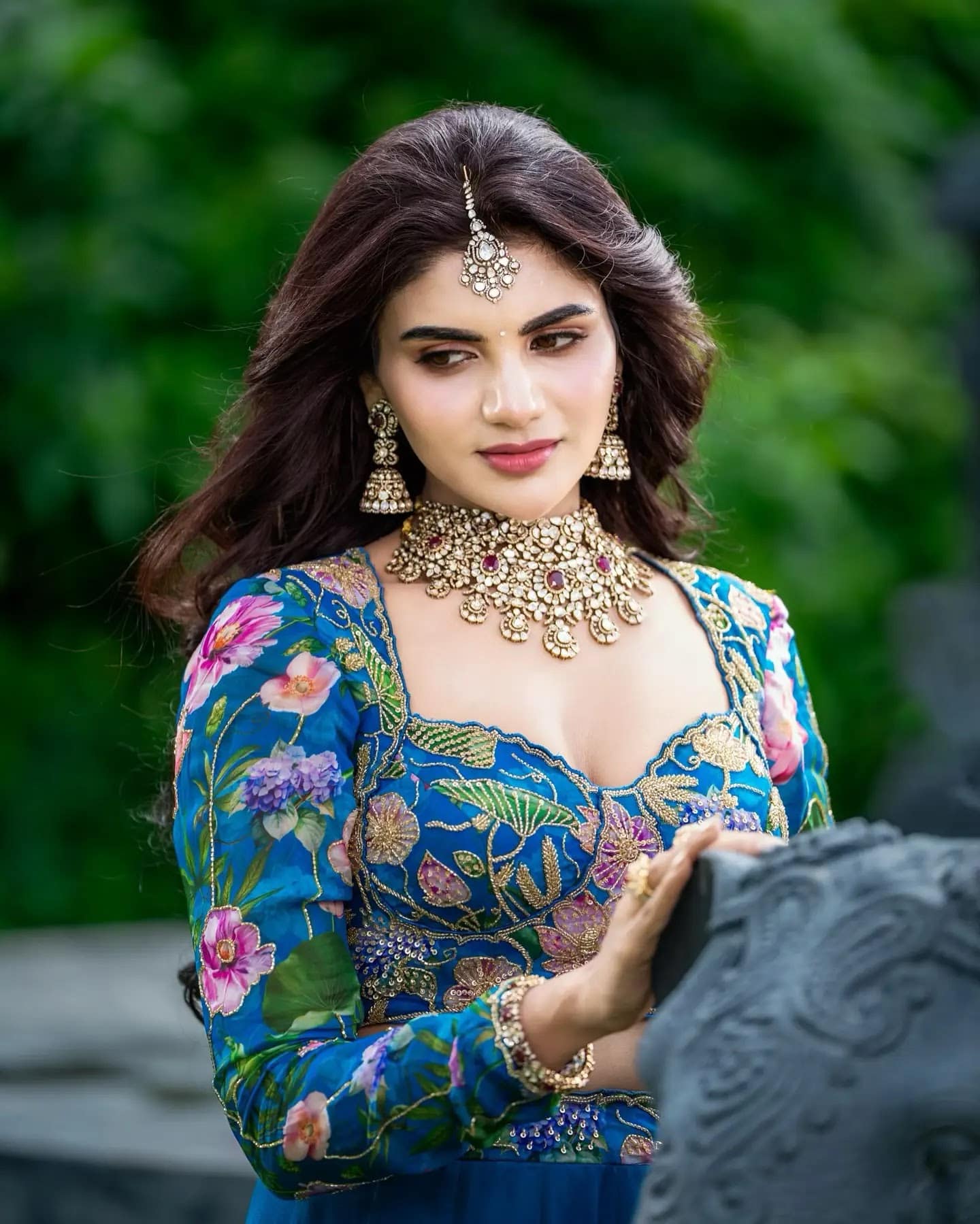 Jabardasth Varsha Stills In Gold Jewellery Blue Lehenga Choli - Image 1