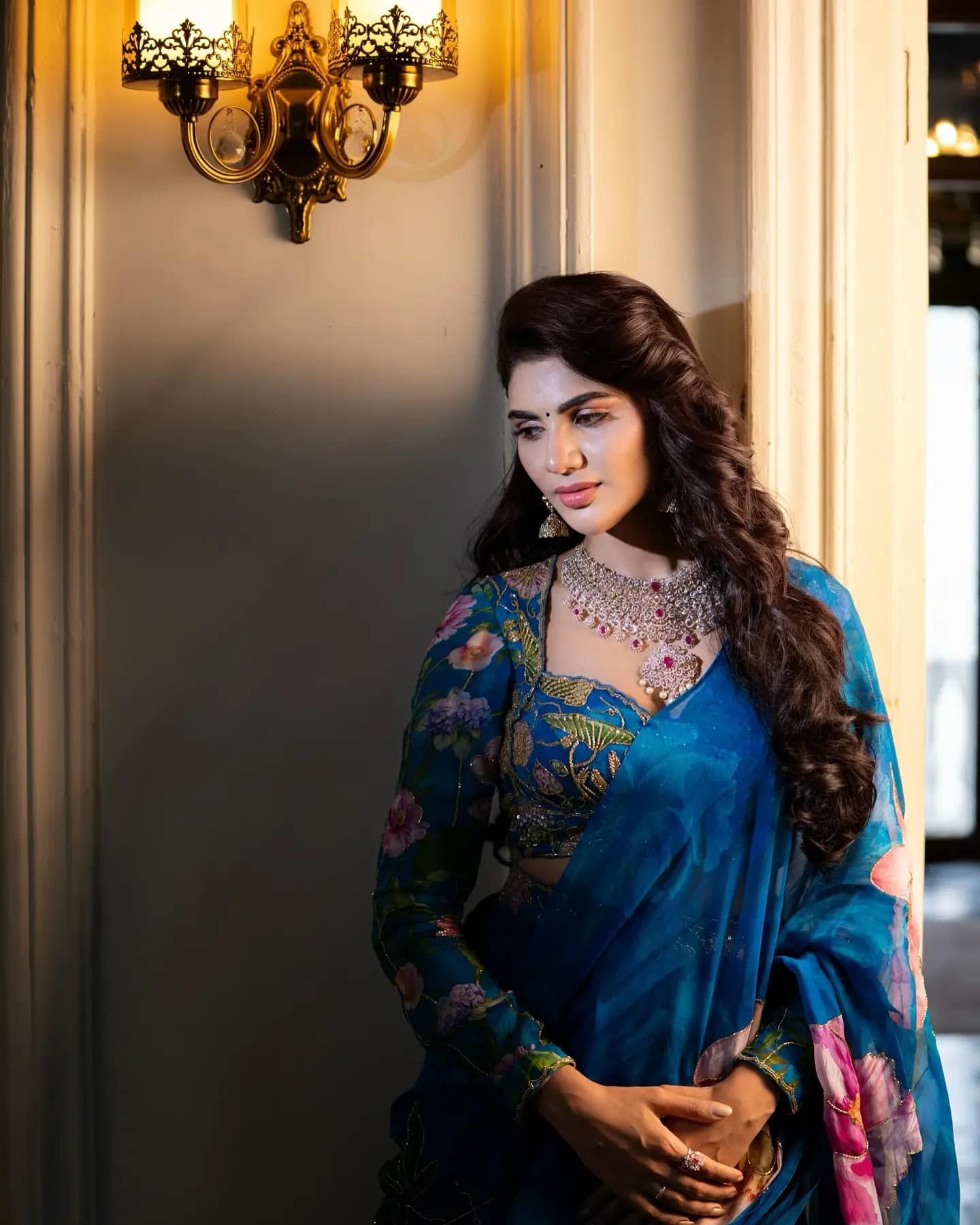 Jabardasth Varsha Stills In Gold Jewellery Blue Lehenga Choli - Image 4 Jabardasth Varsha Stills In Gold Jewellery Blue Lehenga Choli - Image 4