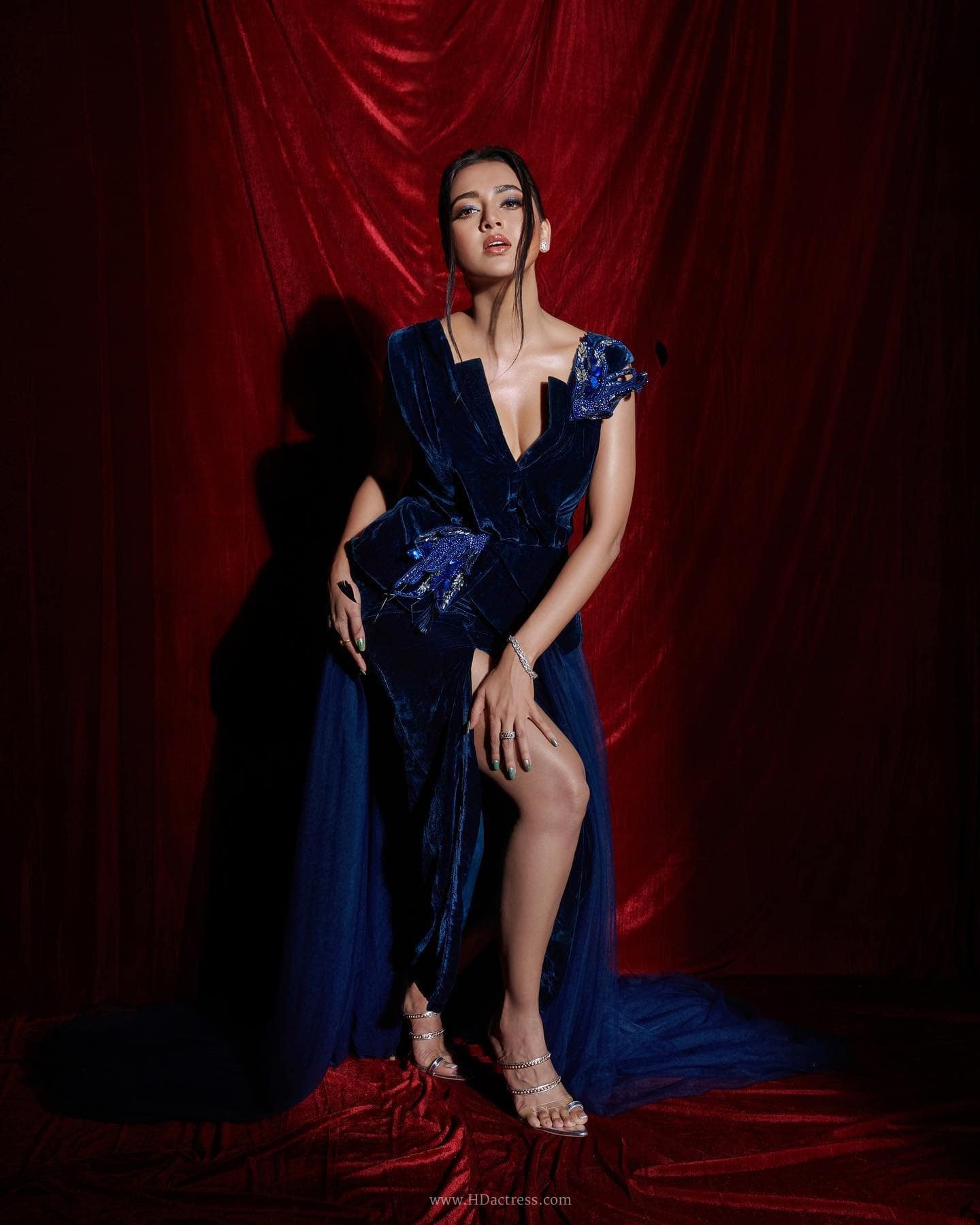 Tejasswi Prakash Defines Midnight Glamour in Plunging Blue Velvet thigh-high slit Dress
