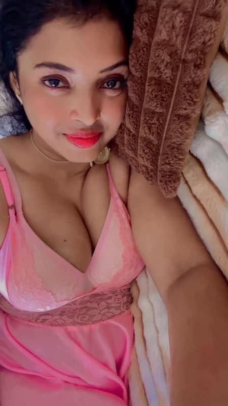 Lakshmi Dheeptha Hot in Pink Lingerie Photos – Elegant Pink Glam Look Goes Viral