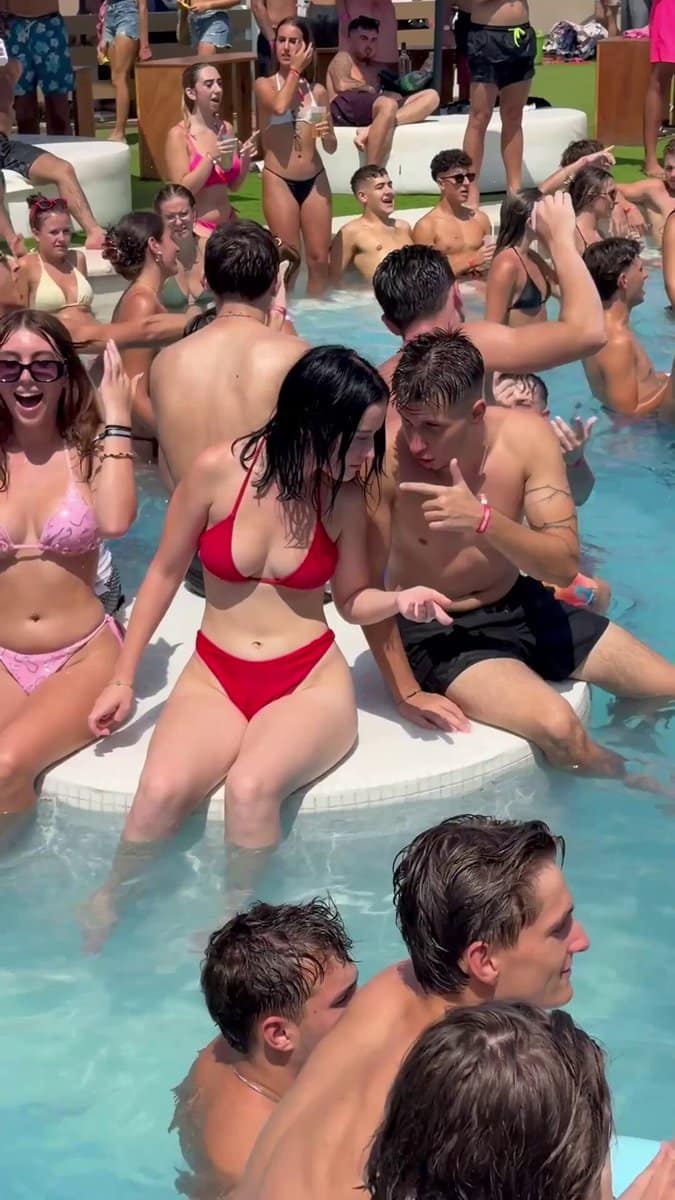 Viral Red Bikini Girl Is Back With A Banger F09f94a5 Latest Photos