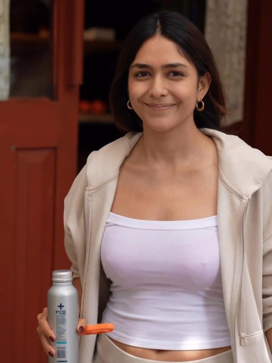 Mrunal Thakur F09f988df09fa5b5 Latest Hd Photos