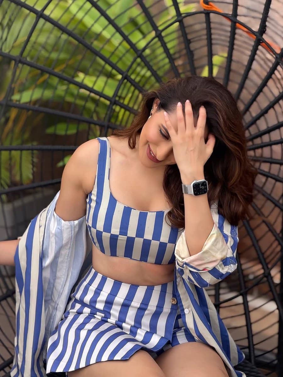 Pragya Jaiswal F09fa5b5f09fa5b0 Latest Hd Photos
