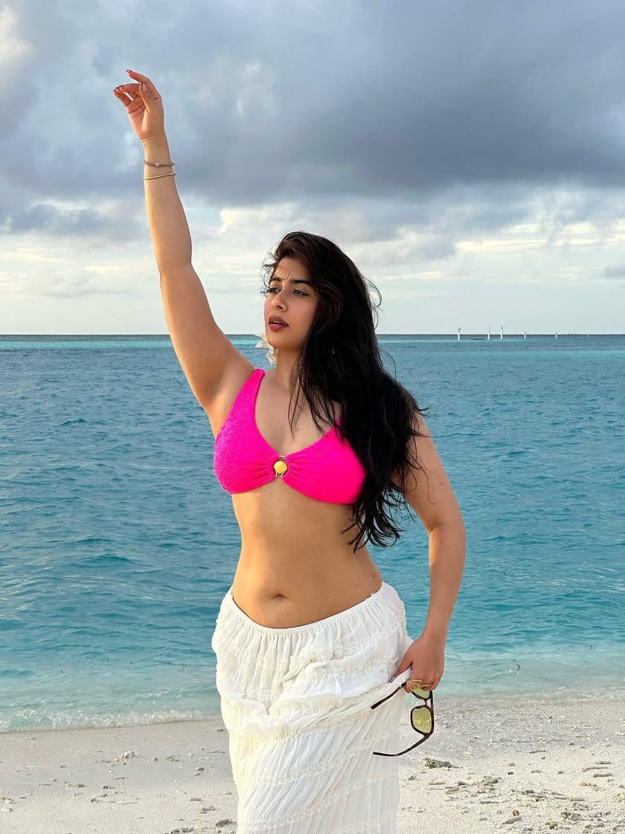 Nikita Sharma F09fa5b5f09f98bb Latest Hd Photos