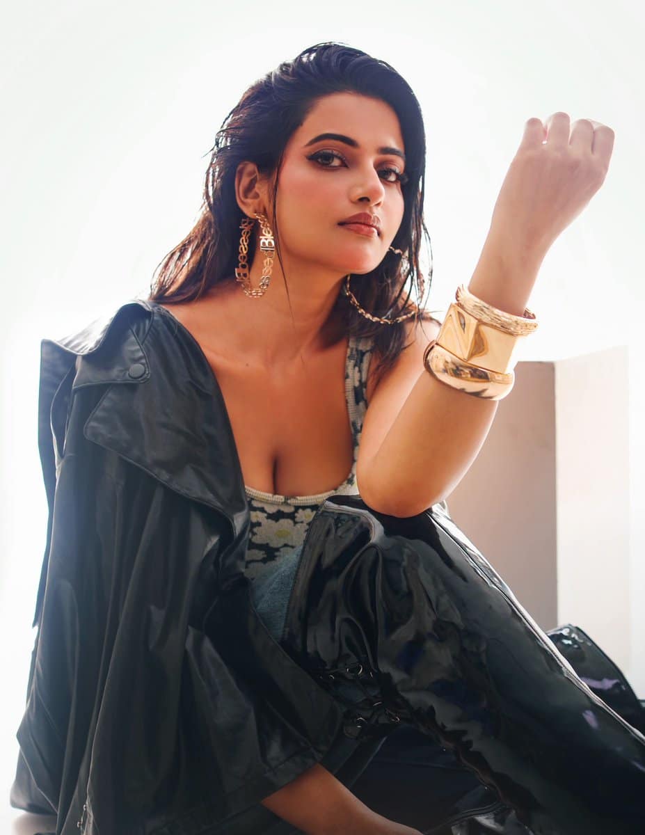Ushasi Ray F09fa5b5f09f98bb Latest Hd Photos